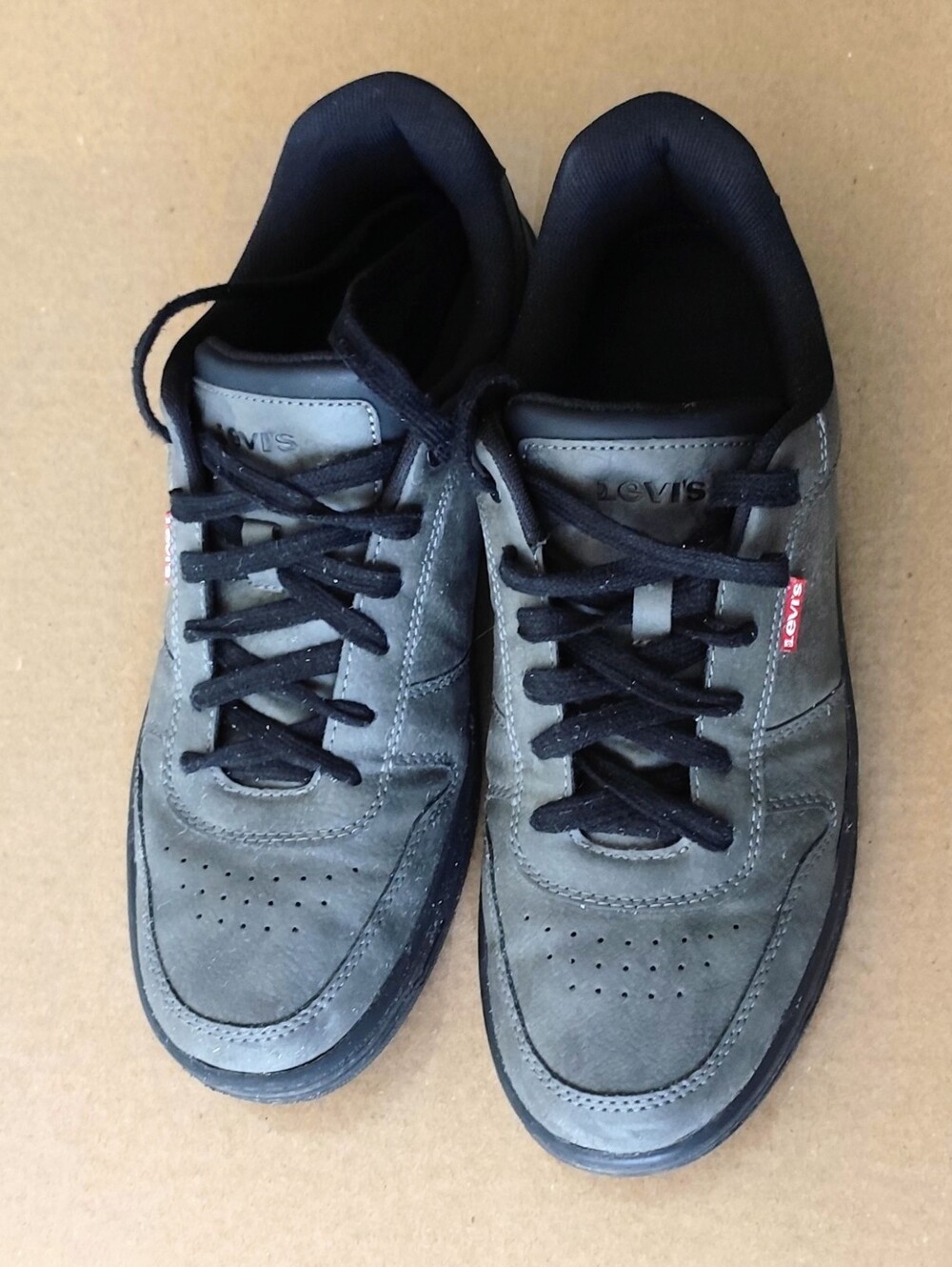 Levi's Casual Sneakers (Sz: 9.5 Men)